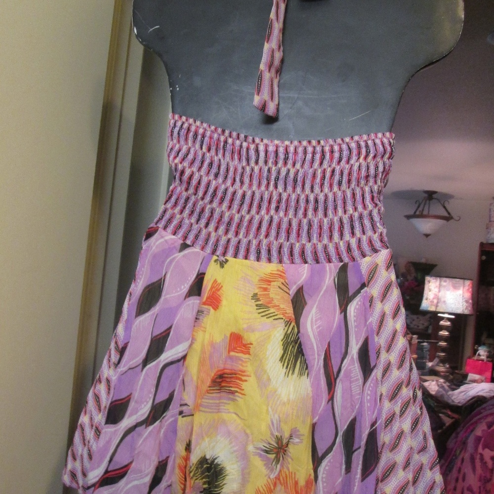 BISOU BISOU HALTER TOP/MINI DRESS. MEDIUM.. - Picture 2 of 5